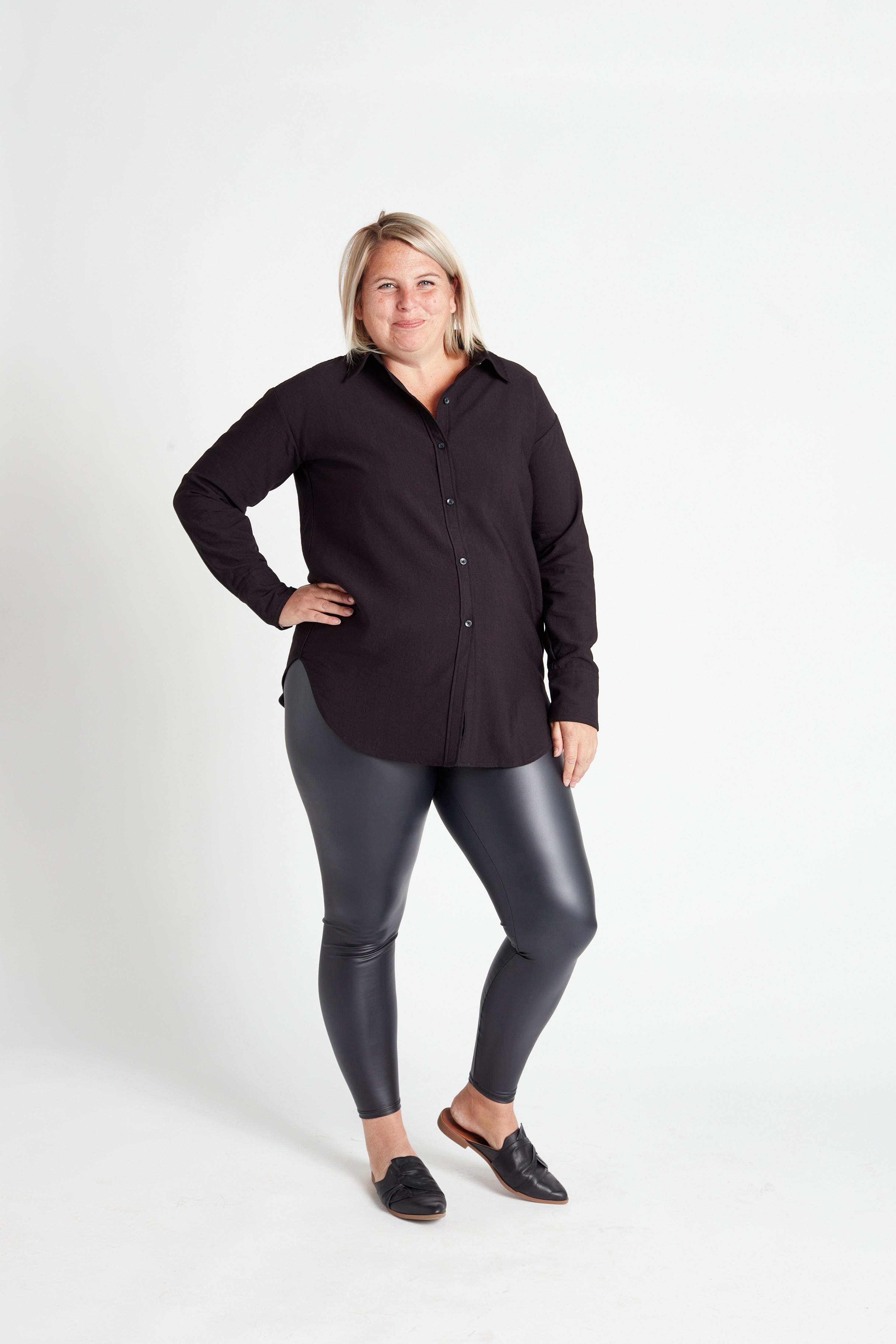 Essential Classic Button Up Shirt in Black