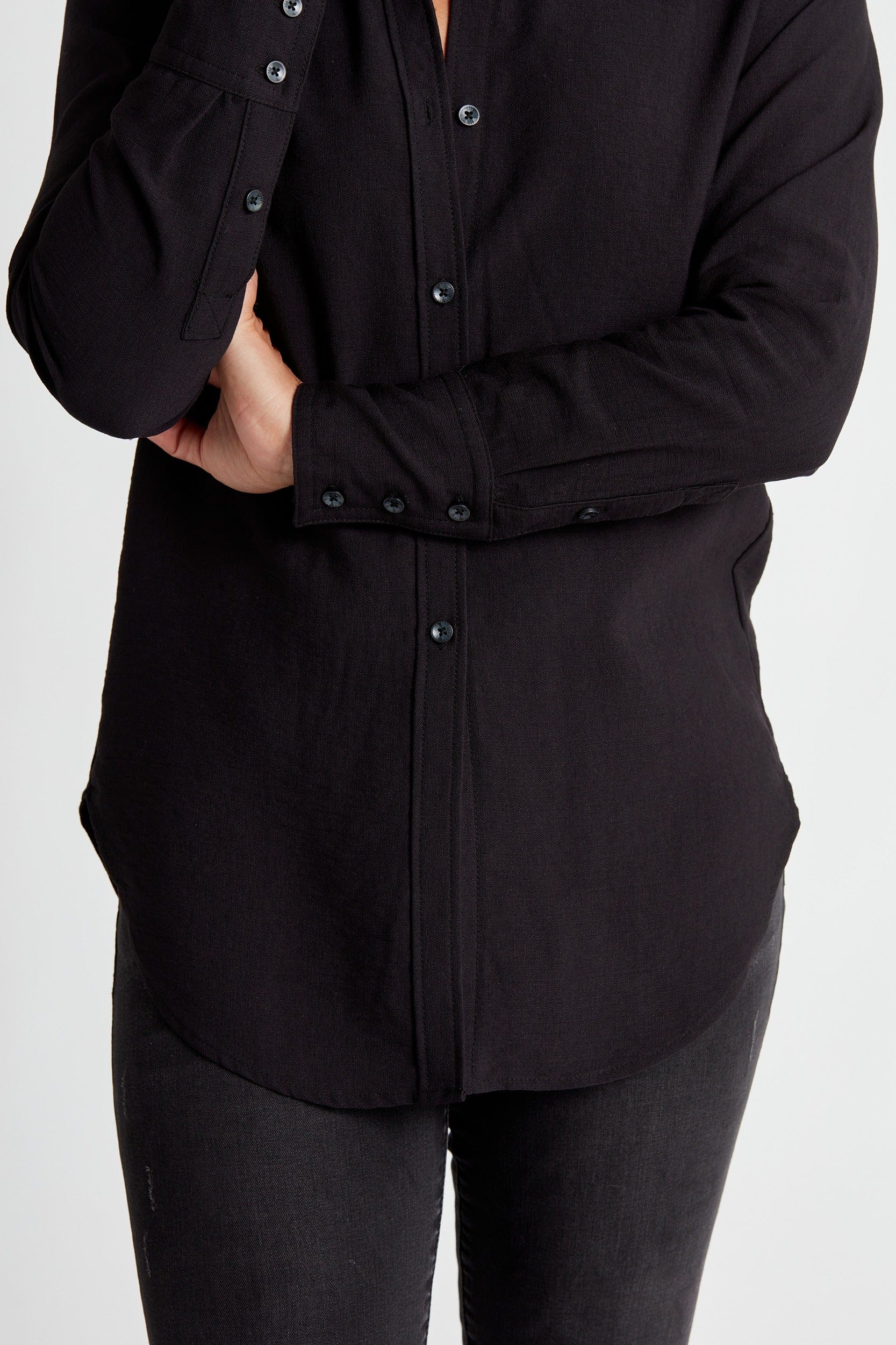 Essential Classic Button Up Shirt in Black