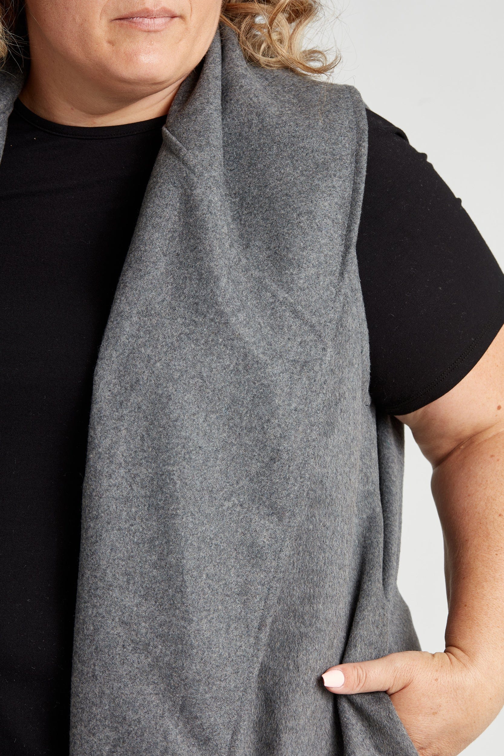 Gilet col en laine gris chiné