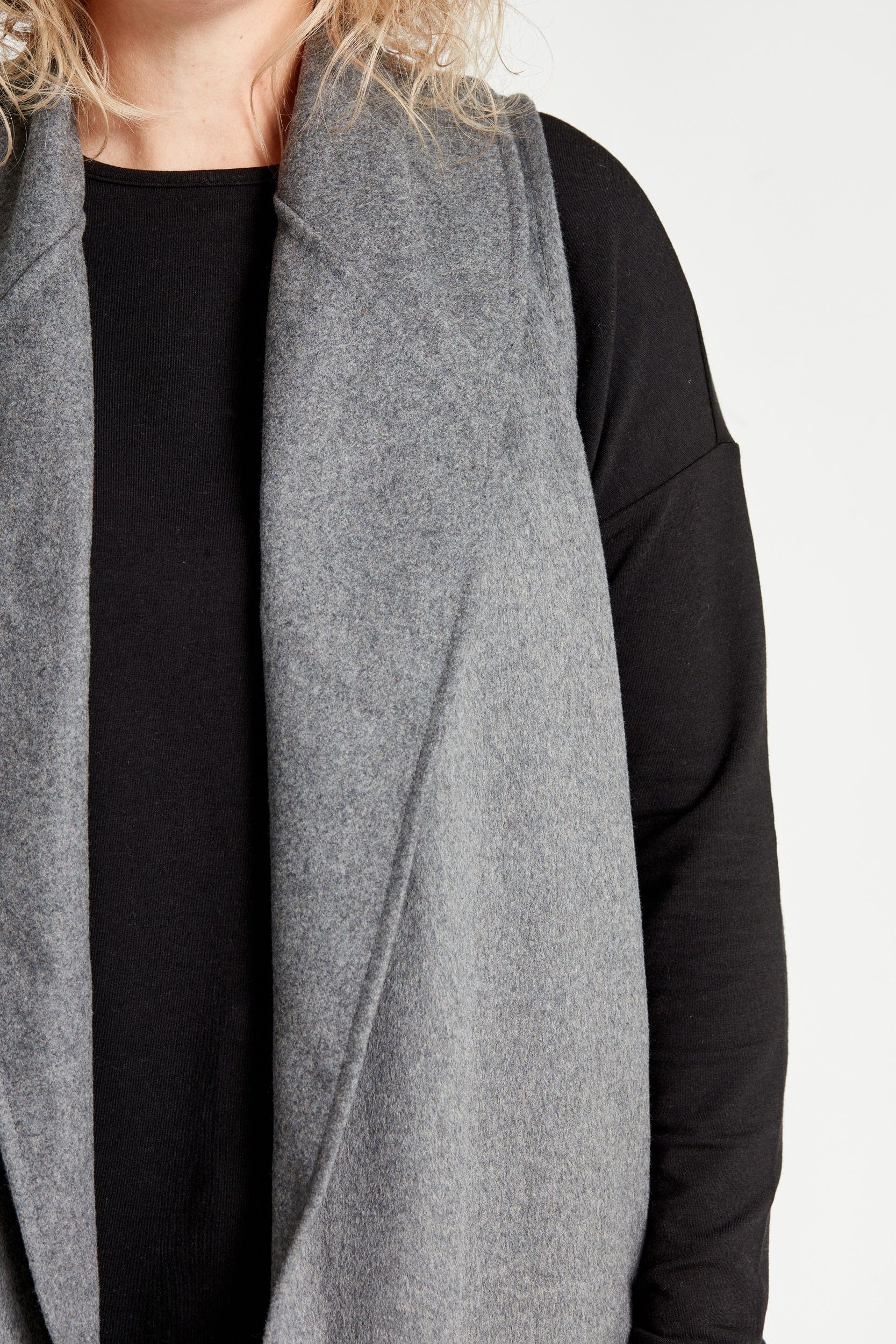 Gilet col en laine gris chiné