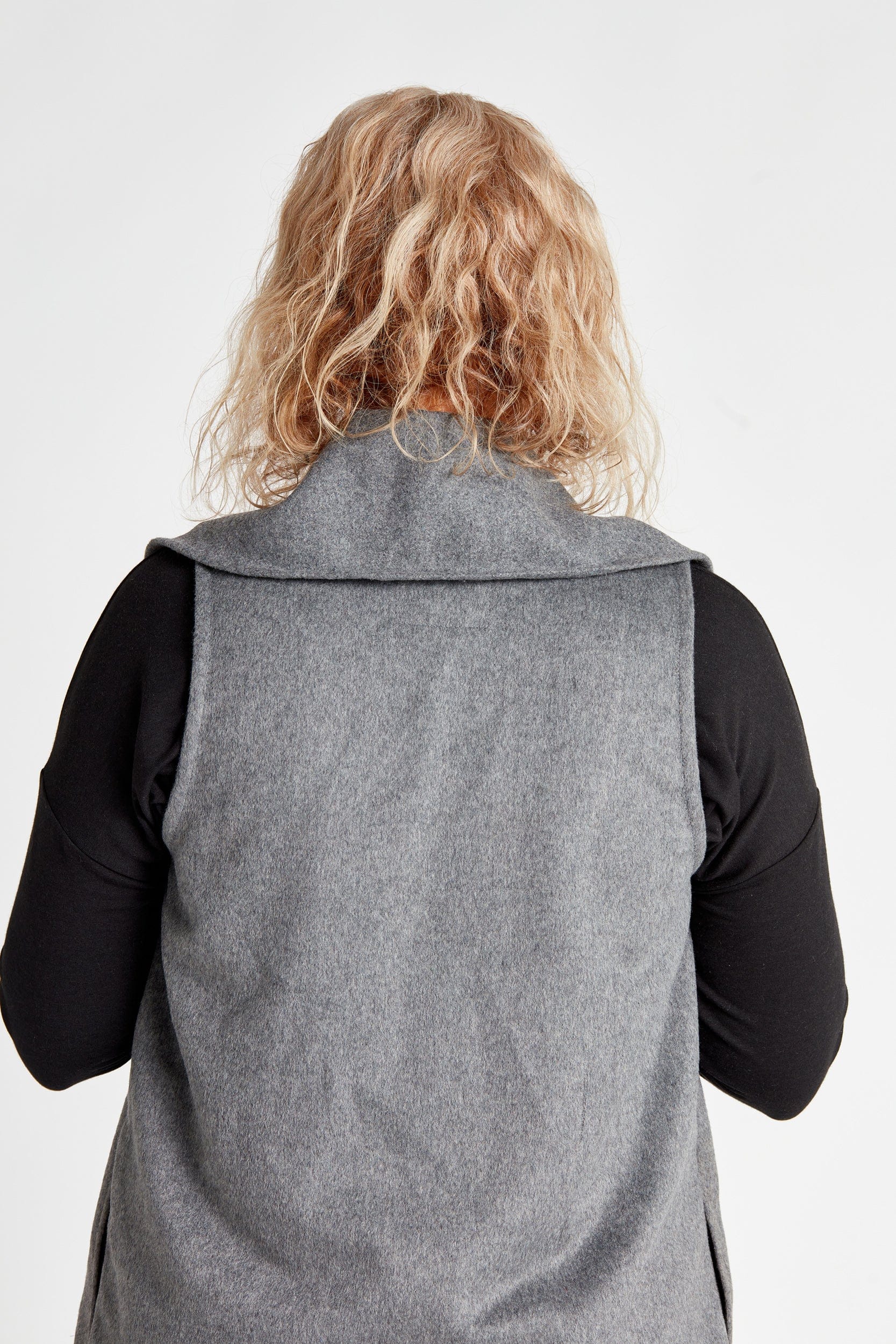 Gilet col en laine gris chiné