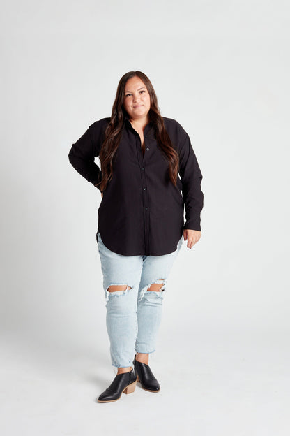 Essential Classic Button Up Shirt in Black