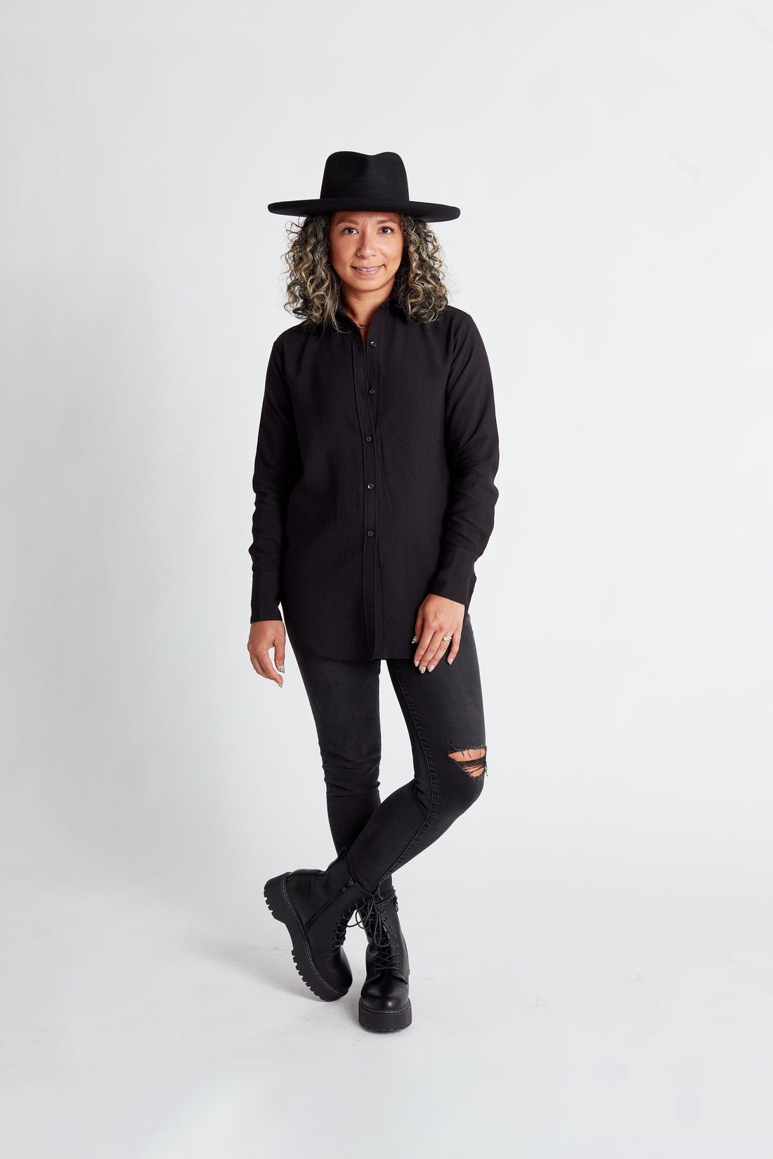 Essential Classic Button Up Shirt in Black
